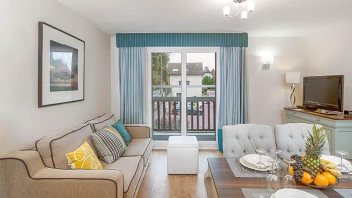 Karma Manoir Des Deux Amants Aparthotel คอนเนลเลส์ ภายนอก รูปภาพ