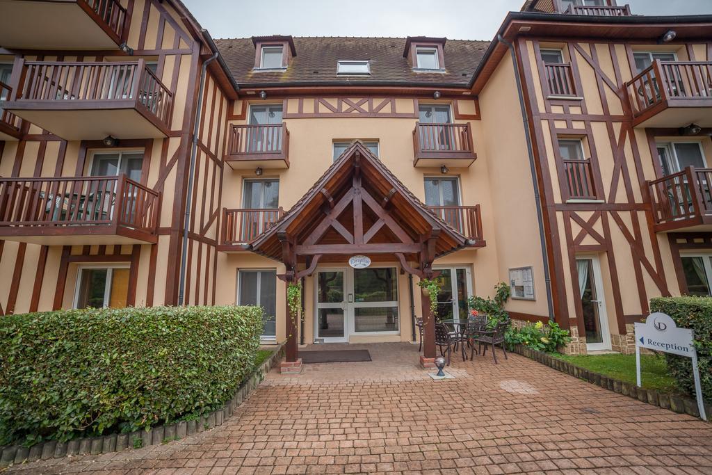 Karma Manoir Des Deux Amants Aparthotel คอนเนลเลส์ ภายนอก รูปภาพ