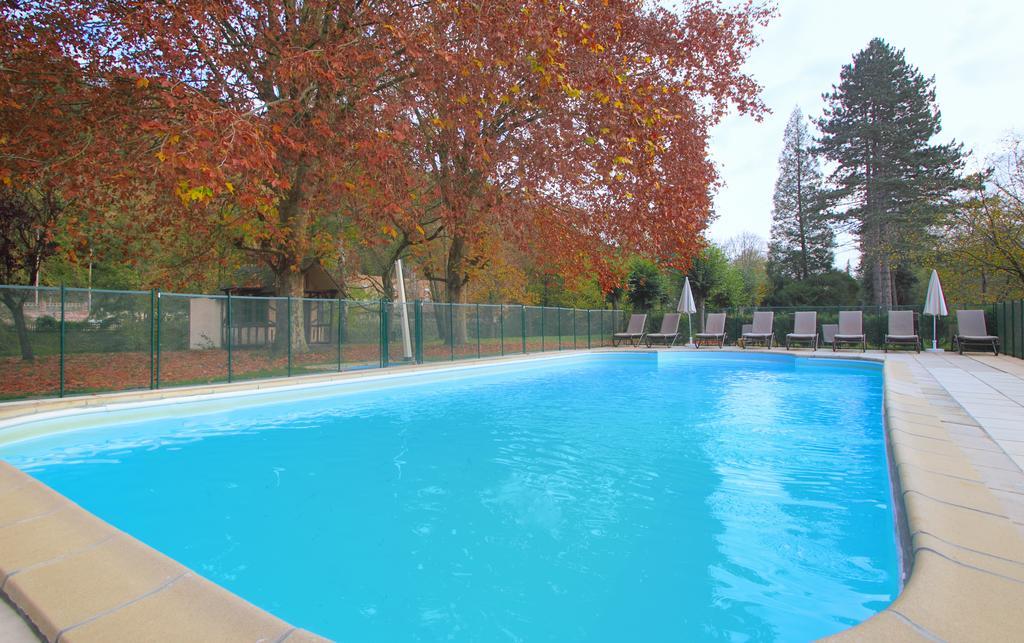 Karma Manoir Des Deux Amants Aparthotel คอนเนลเลส์ ภายนอก รูปภาพ