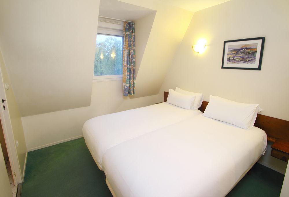 Karma Manoir Des Deux Amants Aparthotel คอนเนลเลส์ ภายนอก รูปภาพ
