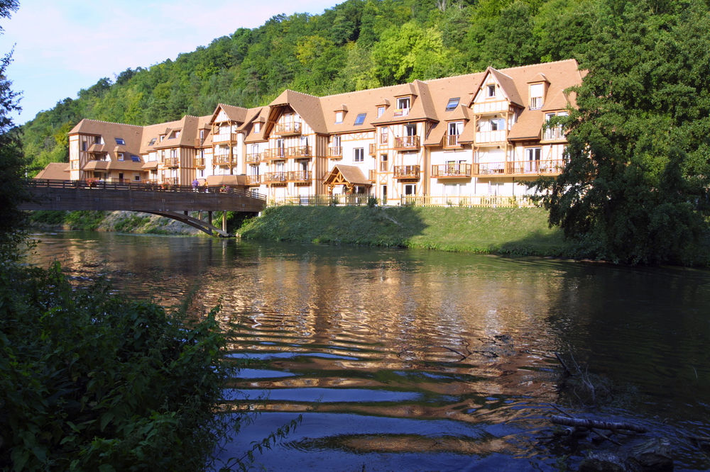 Karma Manoir Des Deux Amants Aparthotel คอนเนลเลส์ ภายนอก รูปภาพ