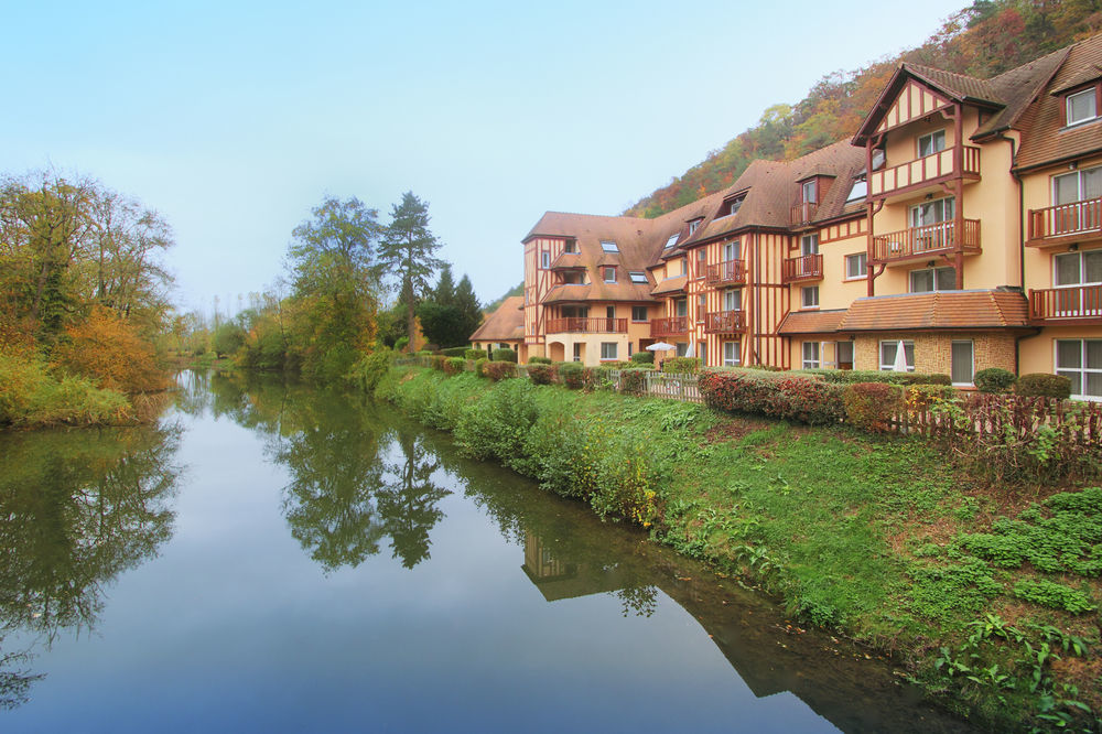 Karma Manoir Des Deux Amants Aparthotel คอนเนลเลส์ ภายนอก รูปภาพ