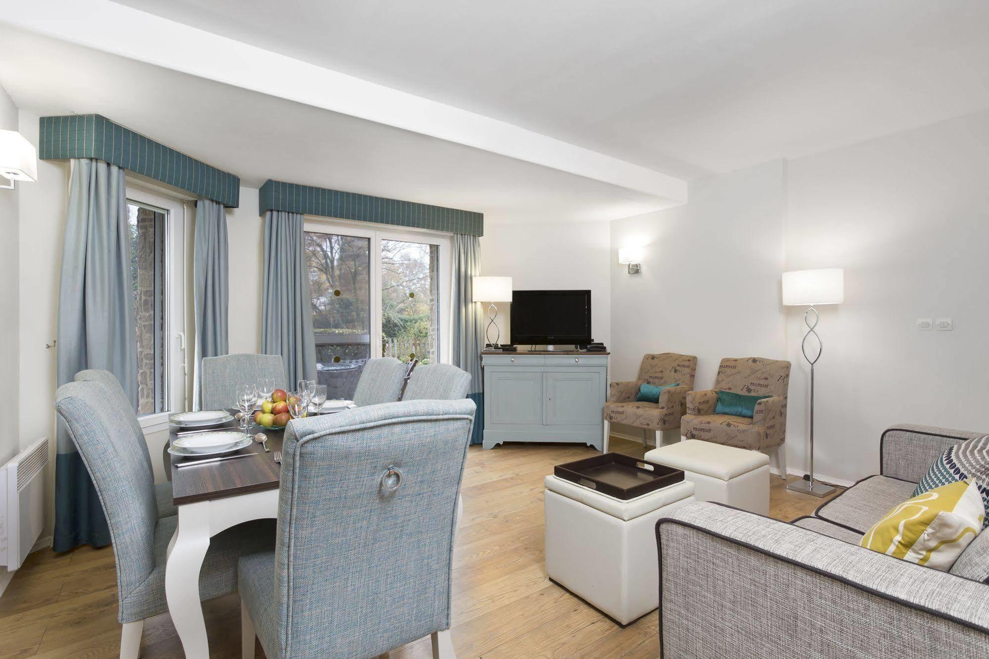 Karma Manoir Des Deux Amants Aparthotel คอนเนลเลส์ ภายนอก รูปภาพ